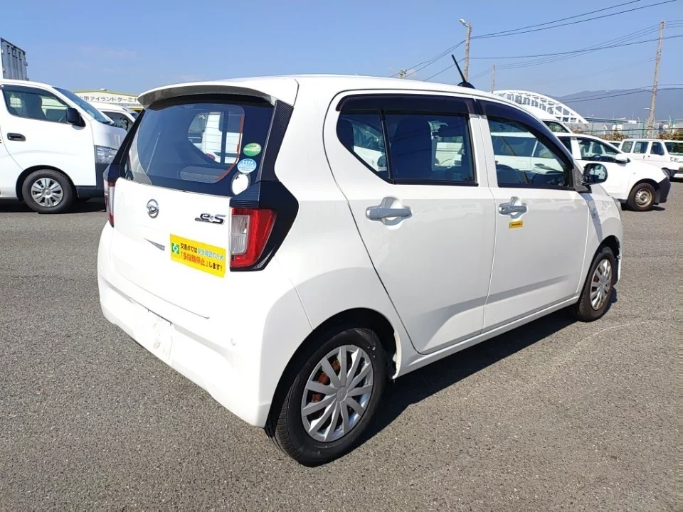 Daihatsu Mira e:S LA350S 2020